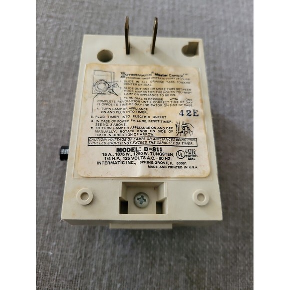 Vintage Intermatic Master Control 24 Hour Timer D811 - Picture 2 of 7